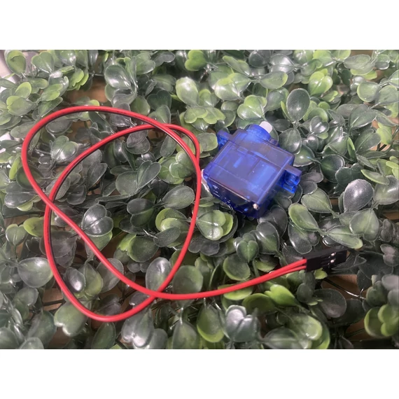 Etetőhajó tartály kioldó motor